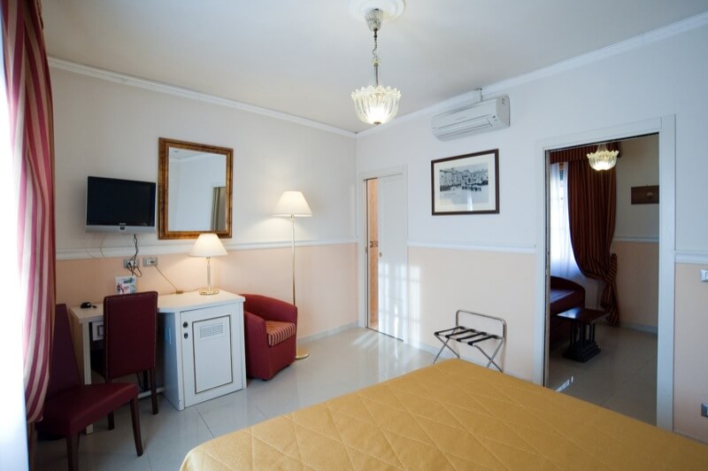 hotel-granduca-livorno-junior-suite-14